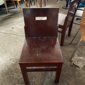 z5958323740008_153b8d10fb695519ce54bf7fb3227779-300x300 Xả Kho Bàn Ghế 50k - 150k