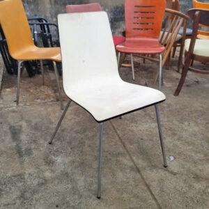 z5959659445854_a1353631b31c71feb525c333f544afc0-300x300 Xả Kho Bàn Ghế 50k - 150k