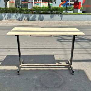 Bàn Làm Việc Chữ Nhật Chân Sắt 1M15x50CM Cũ