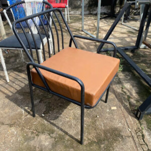 z5978647201324_64658f8e435940443976fab9424f9477-300x300 Xả Kho Bàn Ghế 50k - 150k