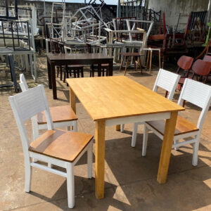 z5991563414386_dcb090284b657fae73391bc3974c2536-300x300 Xả Kho Bàn Ghế 50k - 150k