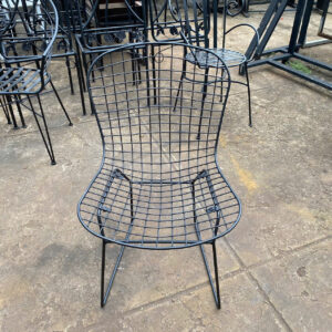 z6001721482797_4ad0d74a5f587502bc76fc3629a39fc7-300x300 Xả Kho Bàn Ghế 50k - 150k