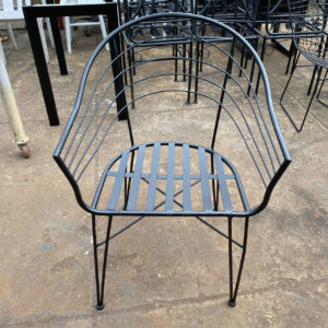 z6001721489304_f8a54c2bcf00b5f239ac806cf51bc9a2-300x300 Xả Kho Bàn Ghế 50k - 150k