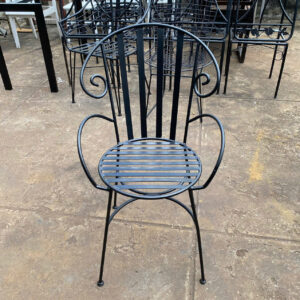 z6001721495384_ad1de40a6a4a985bf11f4359cf507d61-300x300 Xả Kho Bàn Ghế 50k - 150k