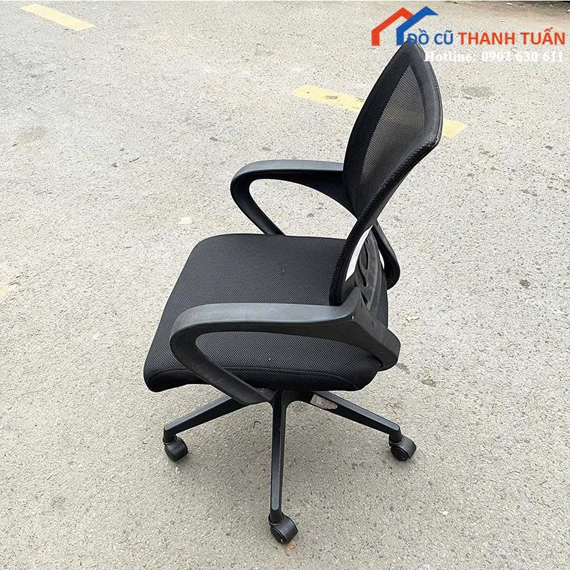 z6931977252614_f886dde17d4965589bedc8c3bbd74816 Ghế Xoay Lưng Lưới Chân Nhựa Bền Bỉ Cũ