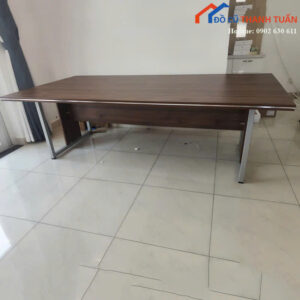 Bàn Họp 2M4x1M2 Cũ Thiết Kế Đơn Giản Chân Sắt
