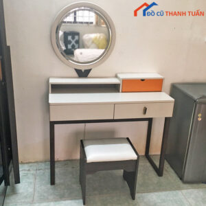 Bàn Trang Điểm Có Gương Hiện Đại Cũ