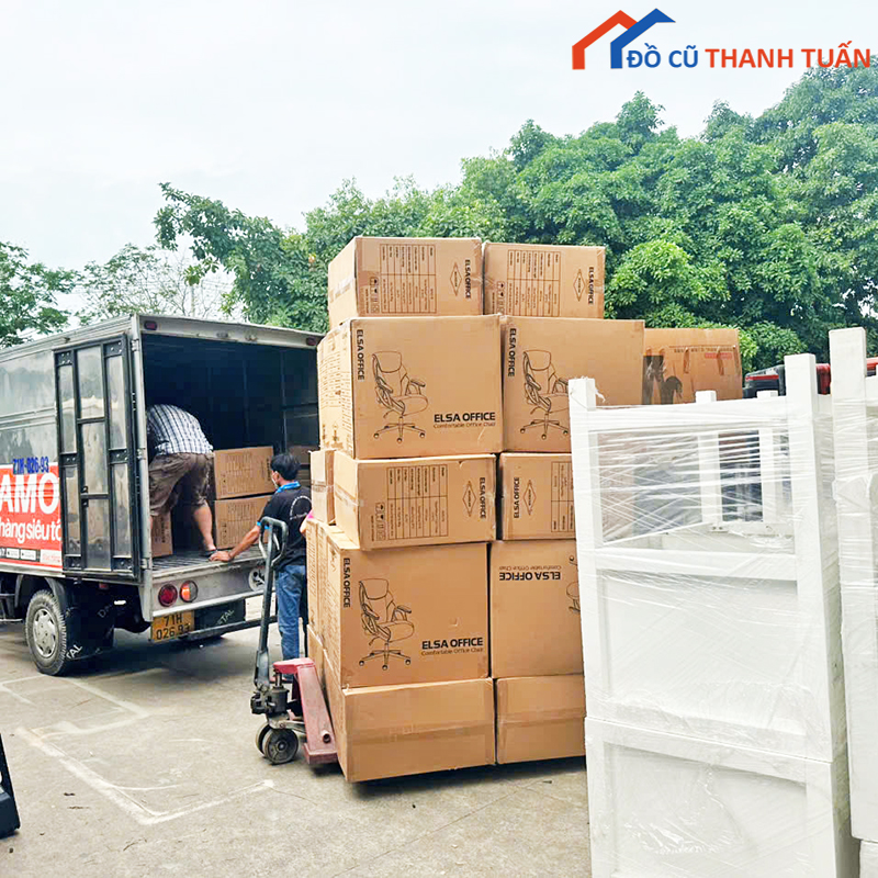 ghe-van-phong-moi-6 Kho Thanh Tuấn Tăng Cường Nhập Hàng Phục Vụ Khách Dịp Cuối Năm