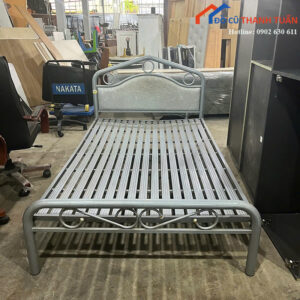 Giường Sắt 1M2x2M Tựa Đầu Ốp Nệm Cũ (Nhiều Mẫu)