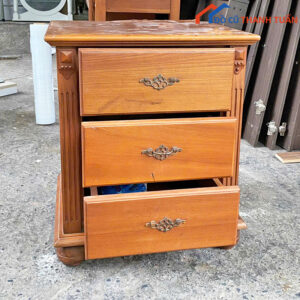 Tủ Gỗ 3 Ngăn Cũ Phong Cách Cổ Điển