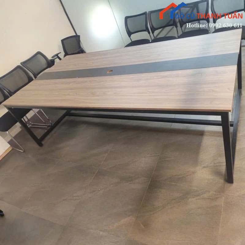 ban-hop-2m4x1m2-G1tr5-1 Bàn Họp Cũ 1M2x2M4 Có Lỗ Đi Dây (Nhiều Mẫu)