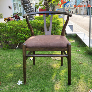Ghế Cafe Wishbone Nệm Bố Nâu Cũ Giá Rẻ