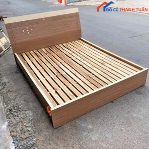 Giường Gỗ MDF 1M6x2M Cũ Kiểu Dáng Hiện Đại