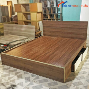 Giường 1M6x2M Màu Nâu Có Hộc Tồn Kho Giá Tốt