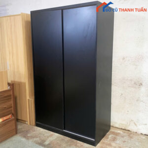 Tủ Áo Cửa Lùa 2 Cánh Màu Đen Mới 99% Giá Tốt