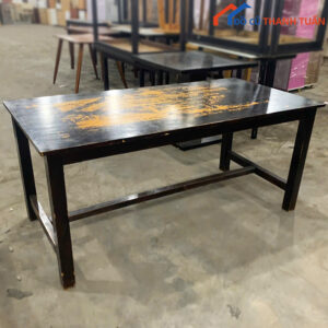 Bàn Gỗ 1M6x80CM Màu Đen Đơn Giản Cũ