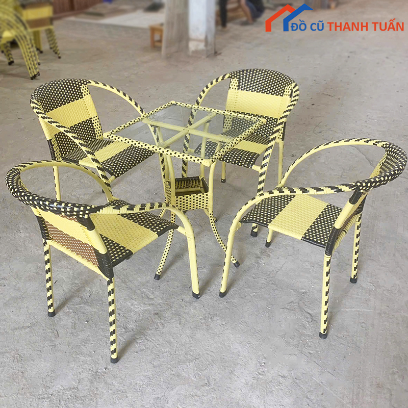 ban-ghe-cafe-thanh-ly-6 Thanh Lý Bộ Bàn Ghế Nhựa Giả Mây Mới 99% (Nhiều Màu)