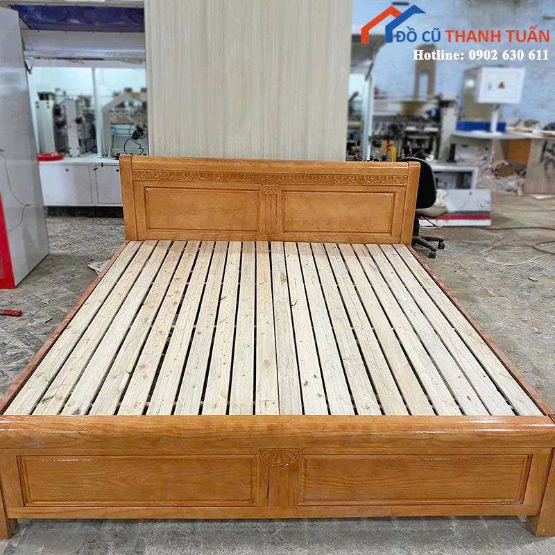 giuong-nau-go-soi-1 Giường Gỗ Sồi 1M8x2M Tồn Kho Thanh Lý Giá Tốt