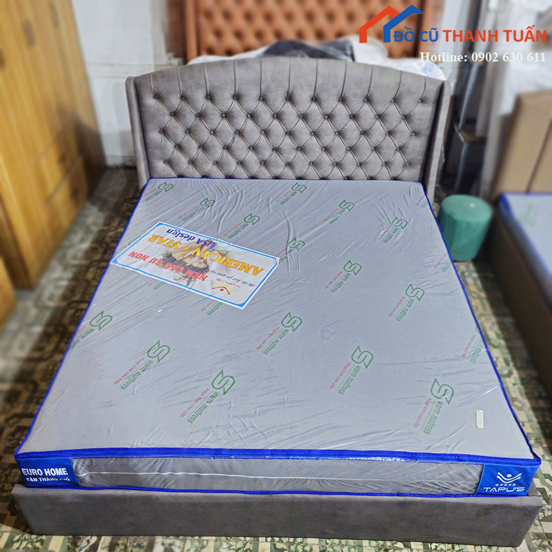 Thanh Lý Giường Ngủ Bọc Da Kem Sang Trọng Mới 99%