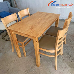Bộ Bàn Ăn 4 Ghế Cabin Màu Đẹp Cũ