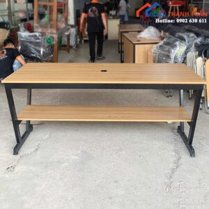 Bàn Họp Cũ Mặt Gỗ Vân Sáng Bền Đẹp