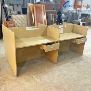 Cụm Bàn Làm Việc Cũ Dành Cho Dân Văn Phòng