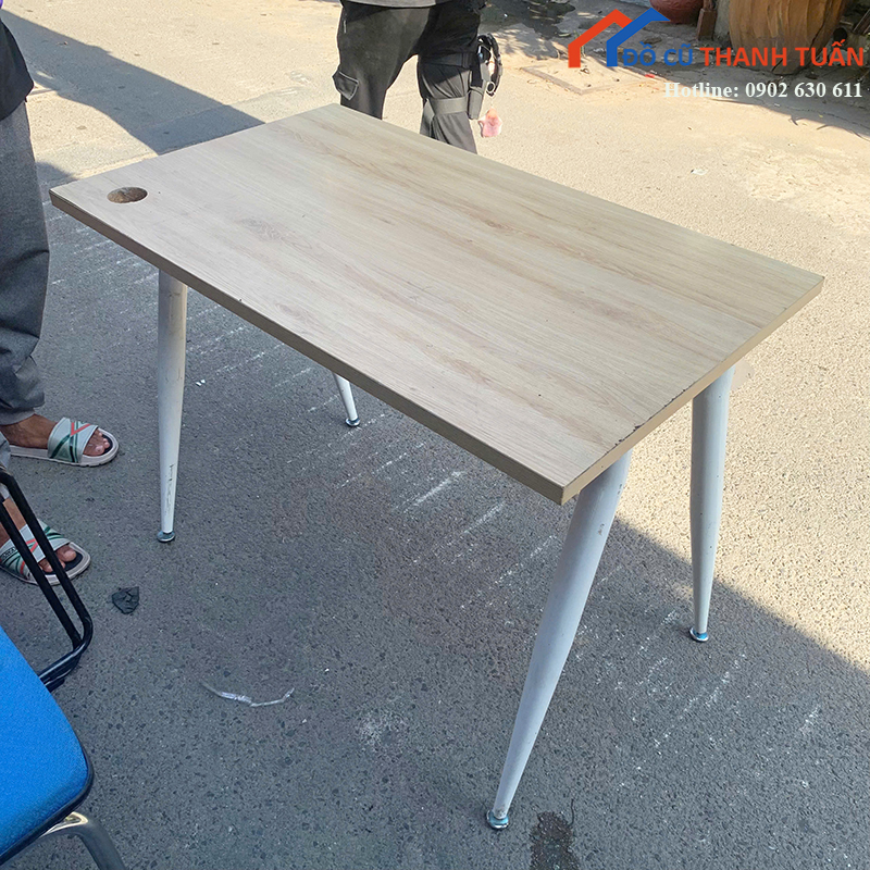 ban-lam-viec-cu-chan-sat-thiet-ke-hien-dai-nhieu-mau-2 Bàn Làm Việc Cũ Chân Sắt Thiết Kế Hiện Đại (Nhiều Mẫu)