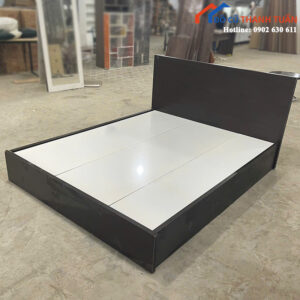 Giường Ngủ 1M6 Cũ Phối Trắng Đen Sang Trọng