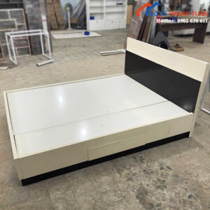 Giường Ngủ Cũ Có Hộc Kéo Hai Bên Giá Rẻ