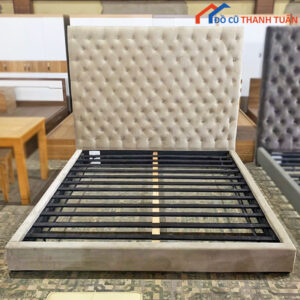 Giường Bọc Nệm 1M9 Sang Trọng Tồn Kho Giá Tốt (Nhiều Màu)