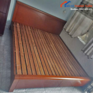 Giường Ngủ Cũ Gỗ Kiểu Dáng Truyền Thống