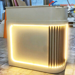 Quầy Lễ Tân Kèm Đèn LED Viền Hiện Đại Mới 99%