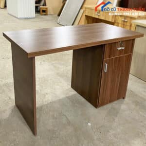thanh-ly-ban-lam-viec-39-300x300 Thanh Lý 10+ Bàn Gỗ Có Hộc Hiện Đại Mới 99%