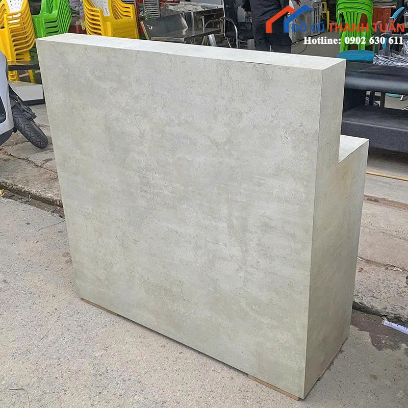 z6687084099584_576cd5e108f851223816cfc4a4fb7550 Quầy Lễ Tân Xám Cũ Thiết Kế Gọn Gàng (Nhiều Mẫu)