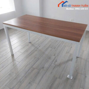 Bàn Làm Việc Cũ Chân Sắt 1M4 Mặt Gỗ Hiện Đại