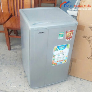 Tủ Lạnh Mini Cũ Màu Xám Thiết Kế Nhỏ Gọn
