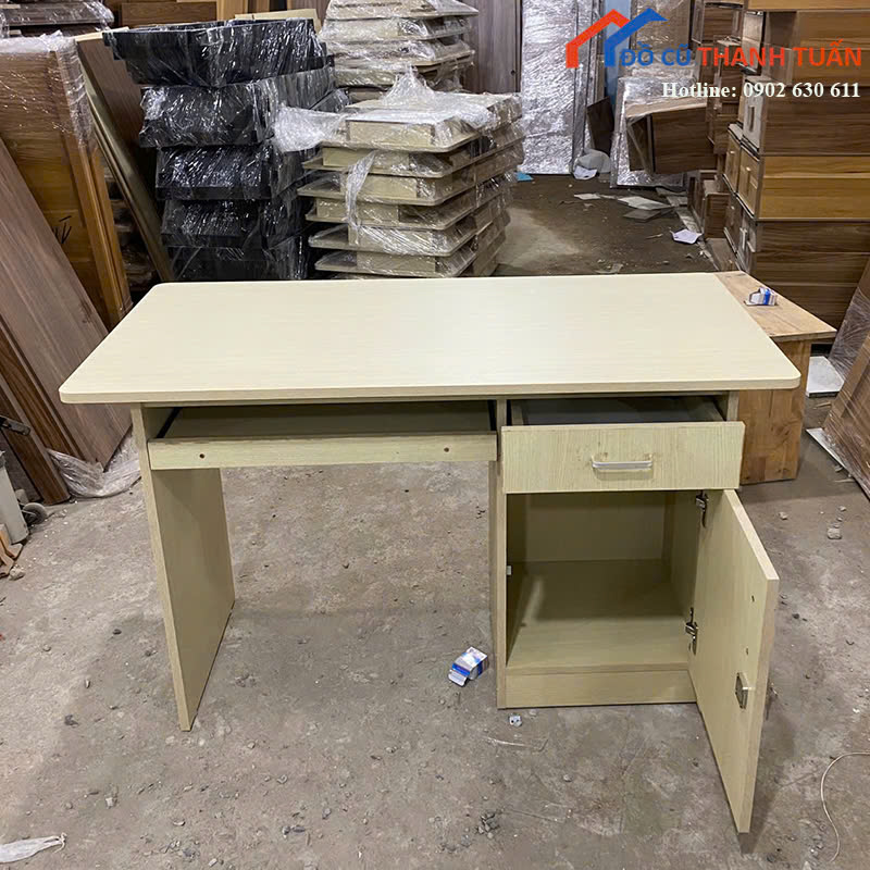 z7191370537176_7b19a276444109fa00a09c7249d323ee Bàn Làm Việc 1M2x60CM Có Hộc Mới 99% (Nhiều Mẫu)