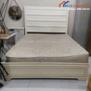 Giường Gỗ Xuất Khẩu Cũ Sang Trọng Giá Rẻ