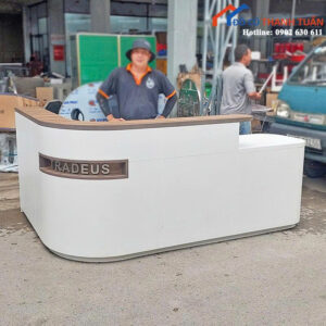 Quầy Thu Ngân Cũ 2M2x1M5 Màu Trắng Hiện Đại