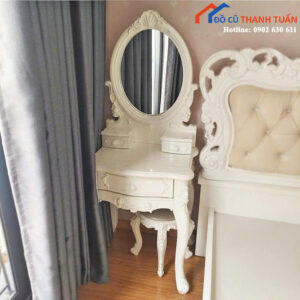 Bàn Trang Điểm 60CMx1M5 Cũ Màu Trắng Cổ Điển