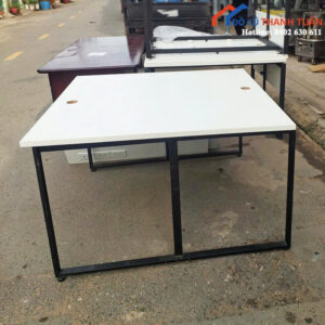 Bàn Làm Việc Cũ Đơn Giản Chân Sắt Vuông Tiện Dụng