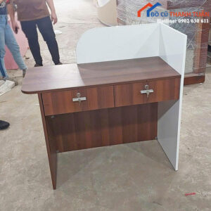 Thanh Lý Quầy Thu Ngân Có Vách Ngăn Tiện Lợi Mới 99%