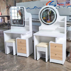 Bàn Trang Điểm Có Gương Kết Hợp Đèn Led Mới 99% (Nhiều Mẫu)