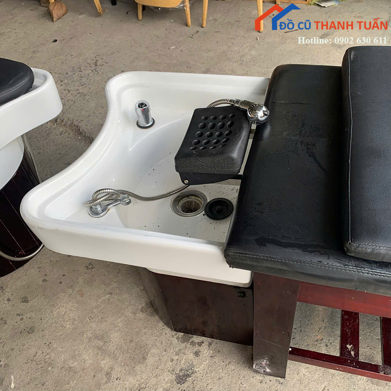 giuong-massage-cu-thiet-ke-khung-go-chac-chan (4)
