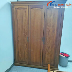 Tủ Quần Áo Gỗ Xoan Đào Cũ 3 Cánh Thiết Kế Cổ Điển