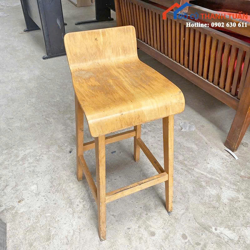 z6902268114249_7b77a7ab7a57bab38670a2a1ca7624f4 Ghế Quầy Bar Gỗ Cũ Thiết Kế Chân Cao Cứng Cáp