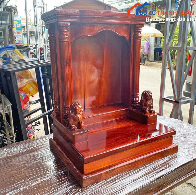 z6902478818429_a8ea1c0ac866d243ff8d46a64bc1c0fc Thanh Lý Bàn Thờ Thần Tài Chạm Tượng Sư Tử Mới 99%