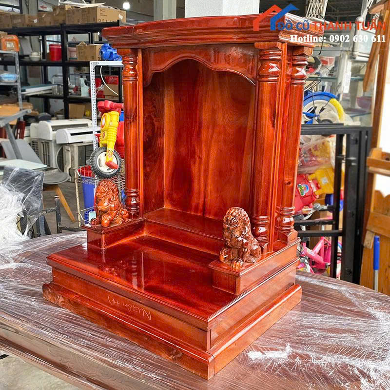 z6902478961964_bbc17374576183aa1800f23310a192e3 Thanh Lý Bàn Thờ Thần Tài Chạm Tượng Sư Tử Mới 99%