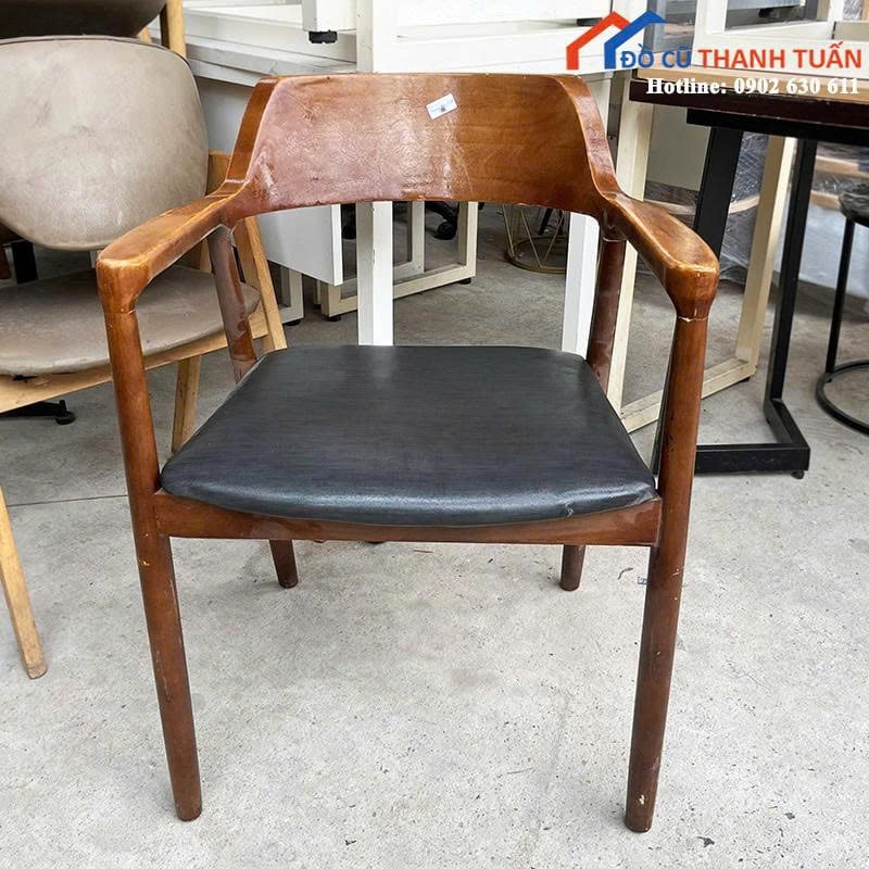 z6902980603452_bb3d58243746c389e6ab3f8cfe9ddd22 Bộ Bàn Ghế Cafe Gỗ Cũ Lưng Tựa Bo Cong (Nhiều Mẫu)