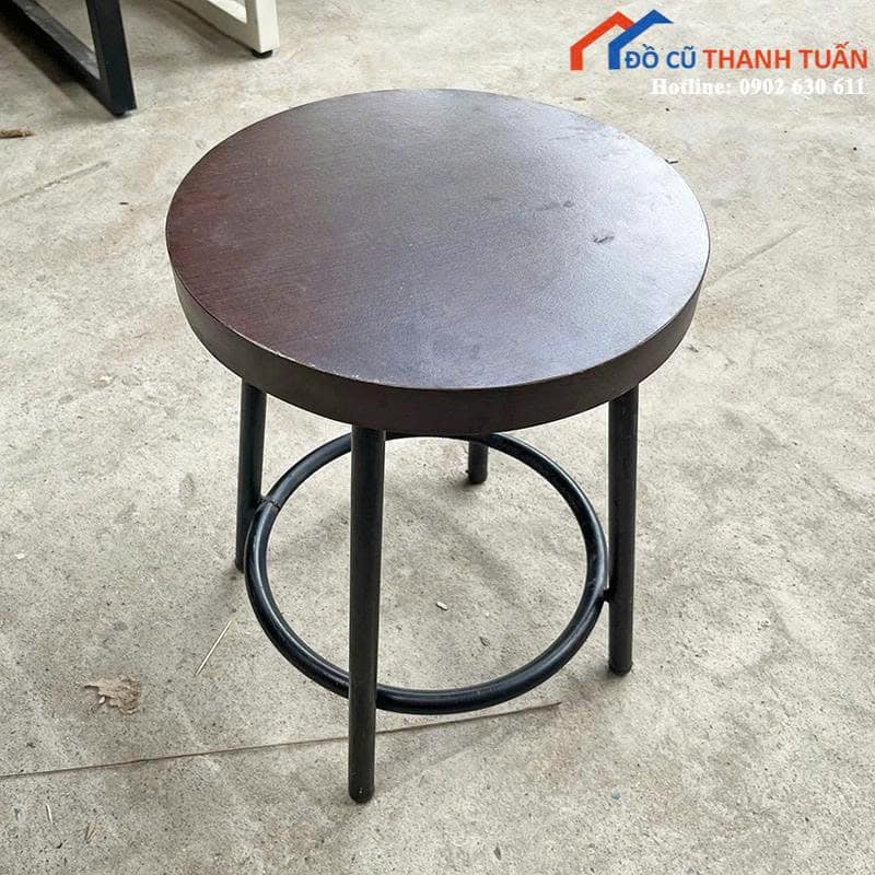 z6902982501348_135e92ad167ec8cb6f142c27516e4d54 Ghế Cafe Cũ Mặt Gỗ Tròn Hiện Đại (Nhiều Mẫu)